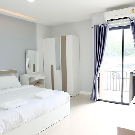 Order Residence Ban Pa Muat Εξωτερικό φωτογραφία