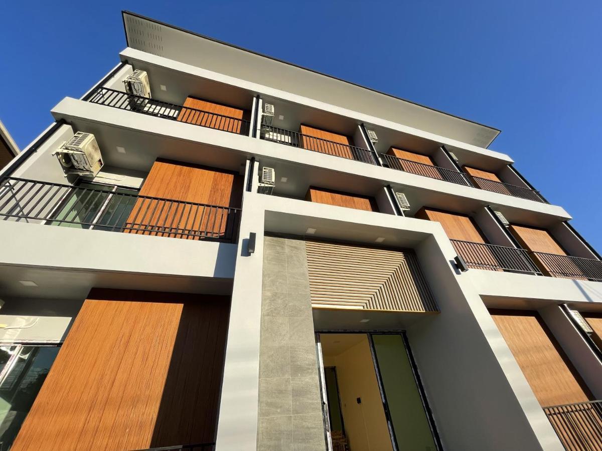 Order Residence Ban Pa Muat Εξωτερικό φωτογραφία